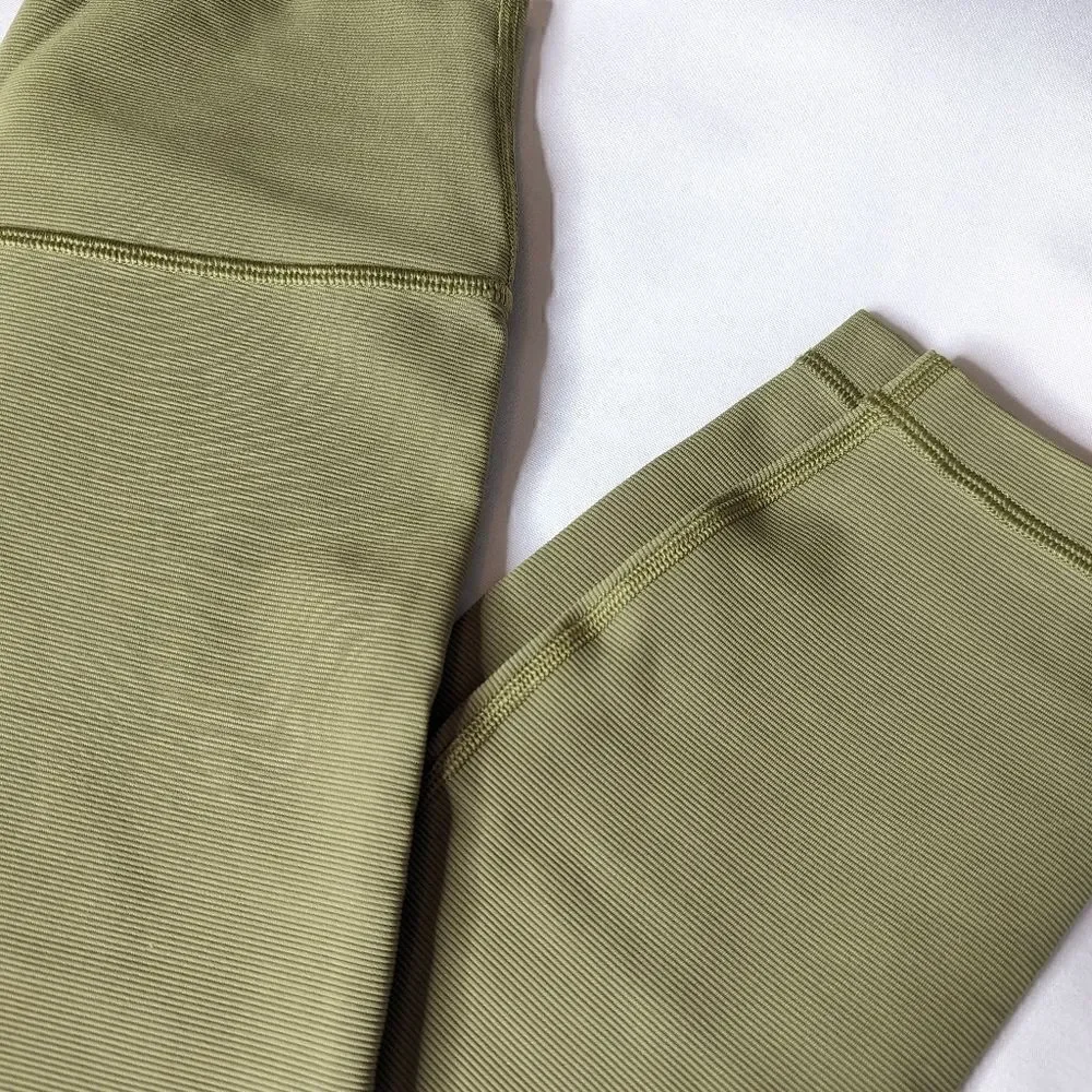 Lululemon Size 4 Ribbed Green Leggings